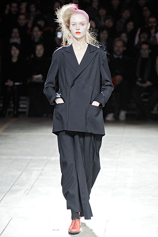 Blazer negro falda amplia recta Yohji Yamamoto